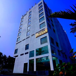 Kay-Em Spectra Hotel